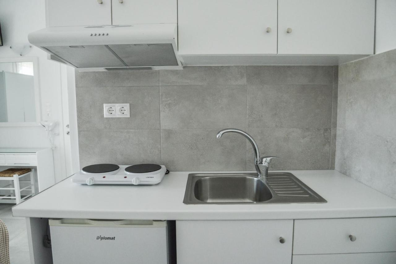 Zeras Apartments Adámas Eksteriør bilde