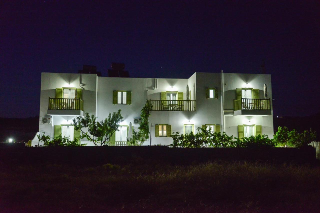 Zeras Apartments Adámas Eksteriør bilde