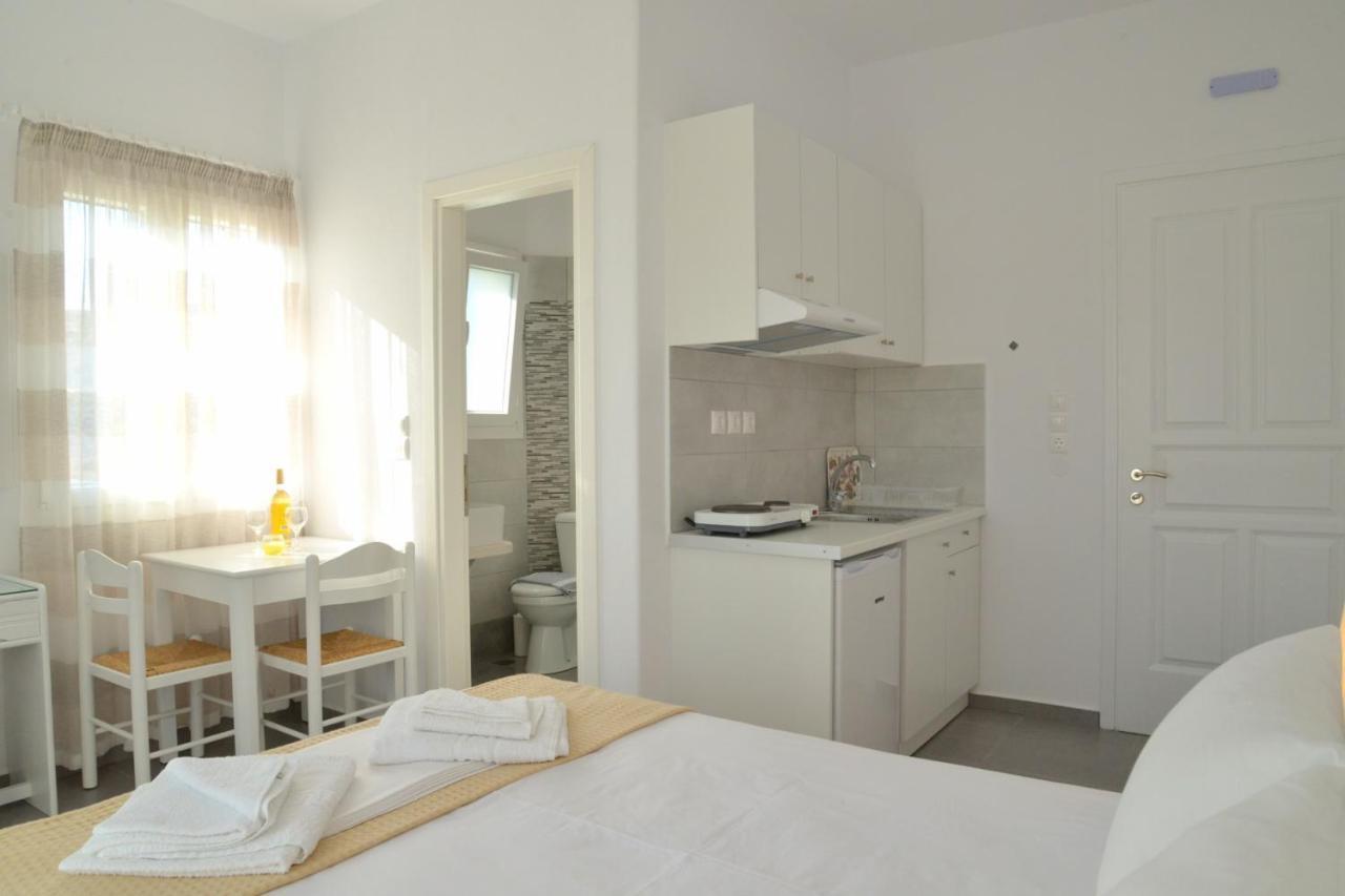 Zeras Apartments Adámas Eksteriør bilde